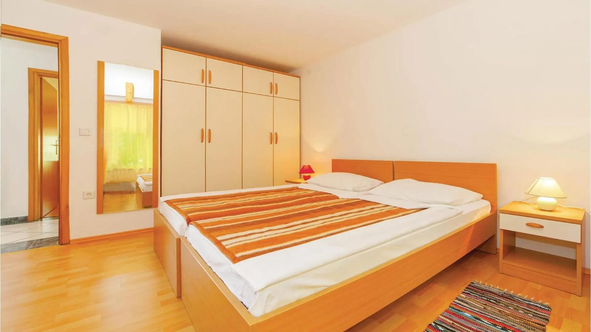 Beautiful Apartment In Grizane With Kitchen 0*, Grižane Croacia