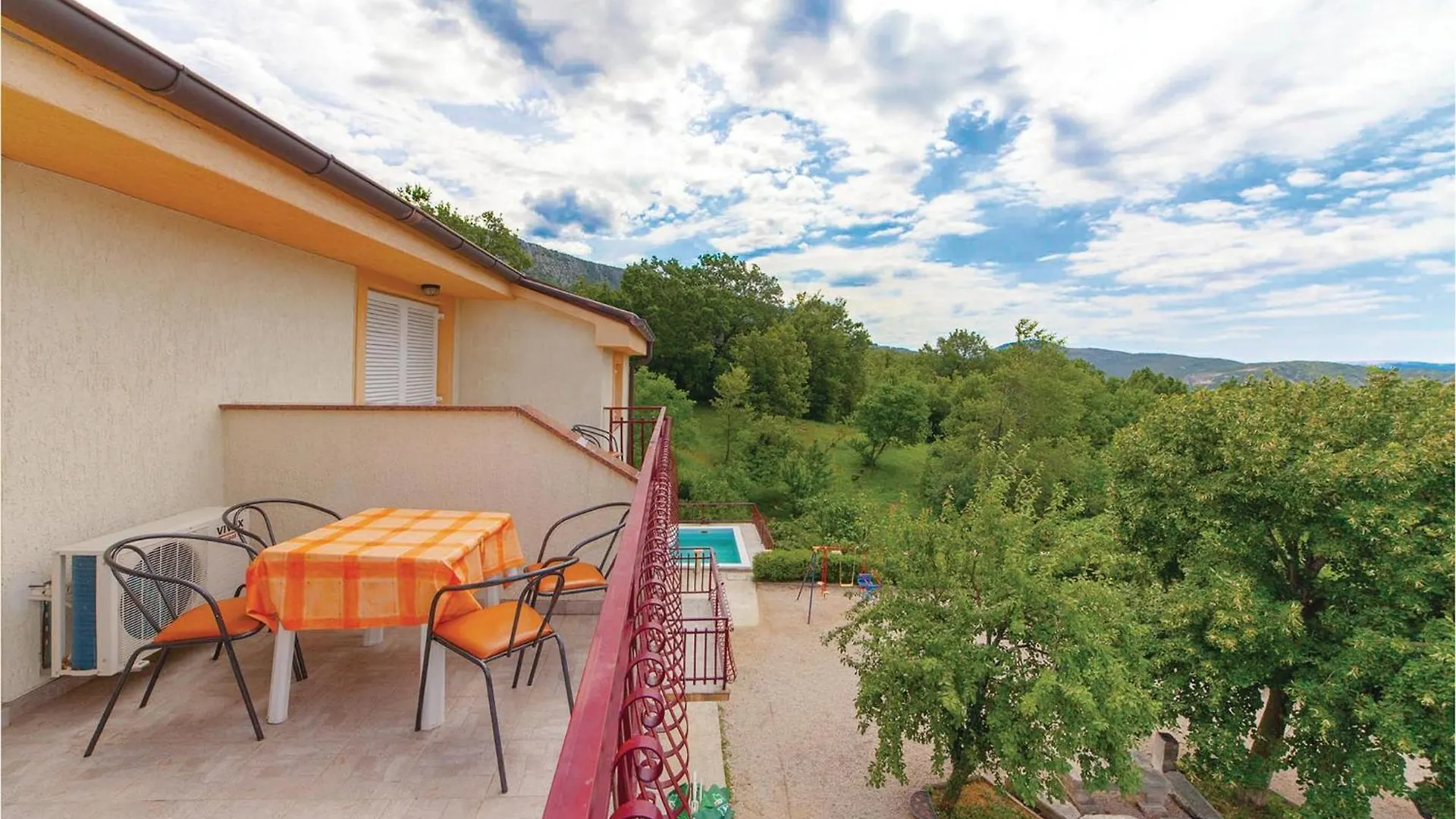 Beautiful Apartment In Grizane With Kitchen Grižane