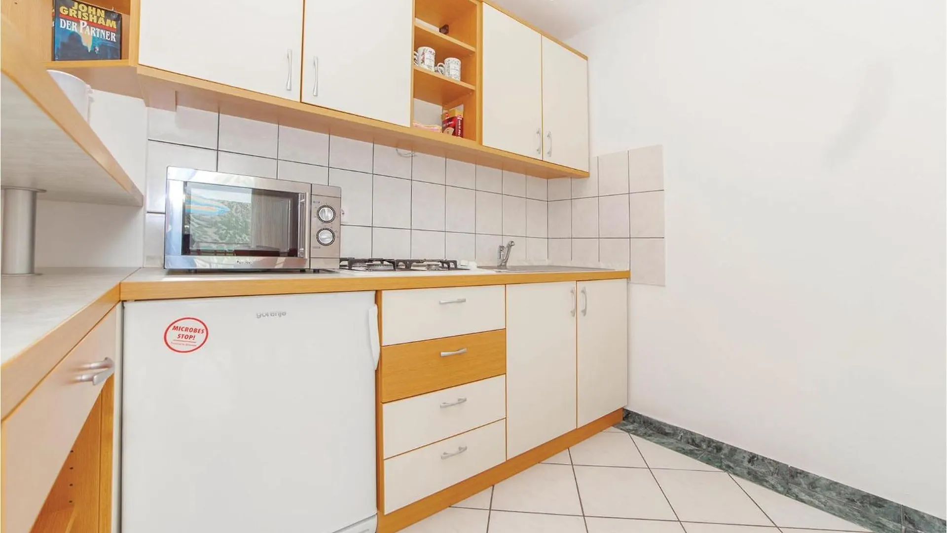 Beautiful Apartment In Grizane With Kitchen Croacia